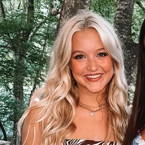 Meet your Posher, Haley